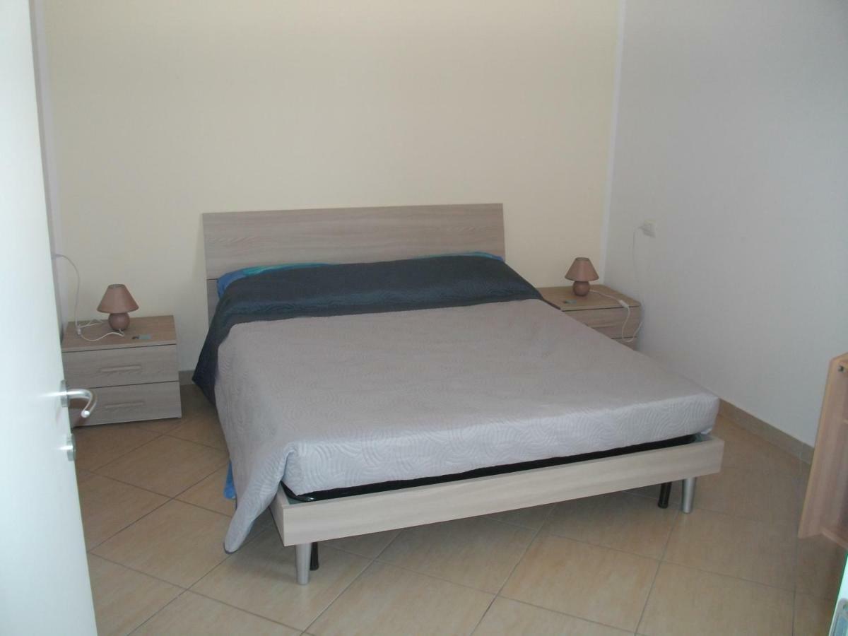 Bed and Breakfast Giulietta E Romeo Peschiera del Garda Exterior foto