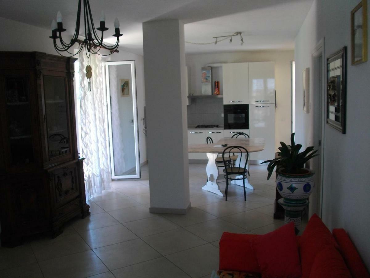 Bed and Breakfast Giulietta E Romeo Peschiera del Garda Exterior foto