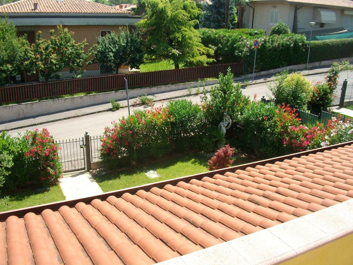 Bed and Breakfast Giulietta E Romeo Peschiera del Garda Exterior foto