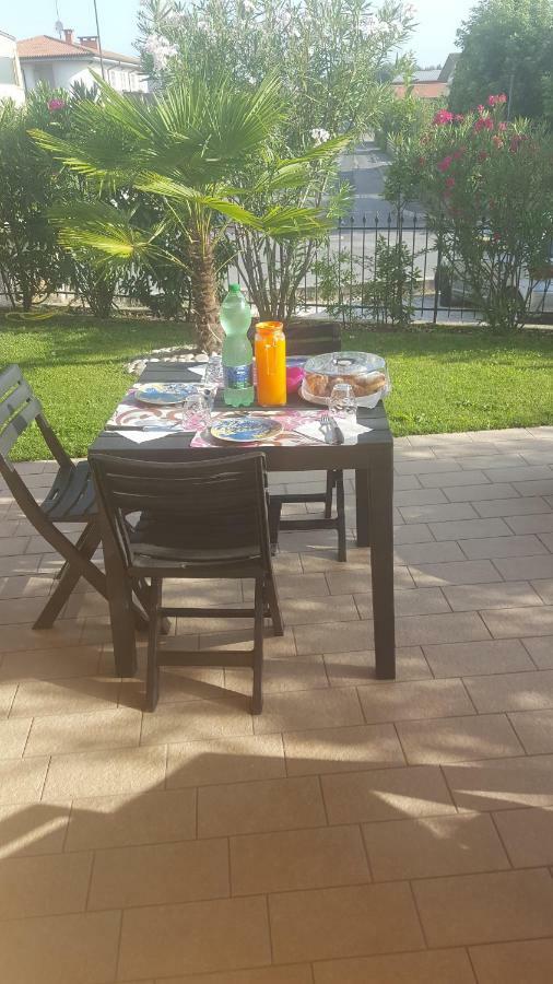 Bed and Breakfast Giulietta E Romeo Peschiera del Garda Exterior foto